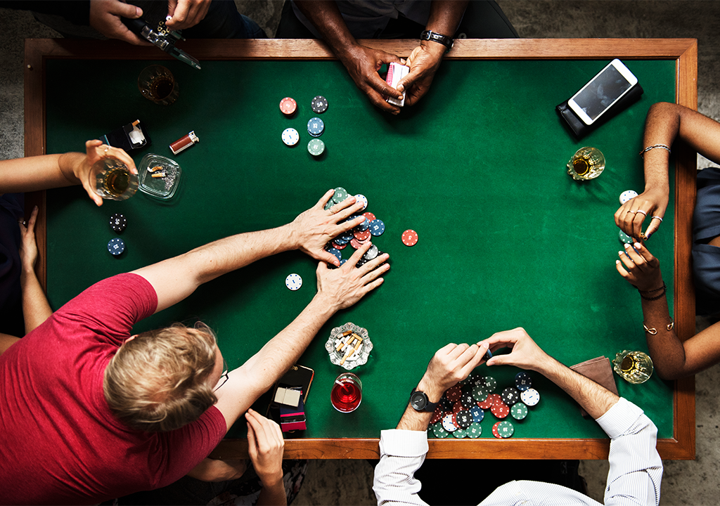 Пономорев, находясь в казино игровые автоматы покер рояль играть бесплатно онлайн